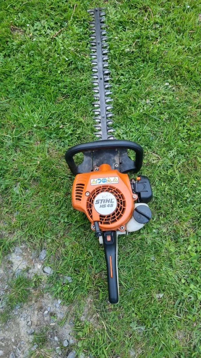 Stihl hedge trimmer - Image 1