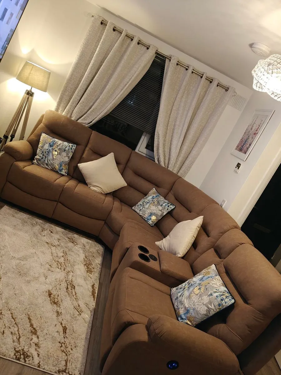 Brand new eletric corner sofas