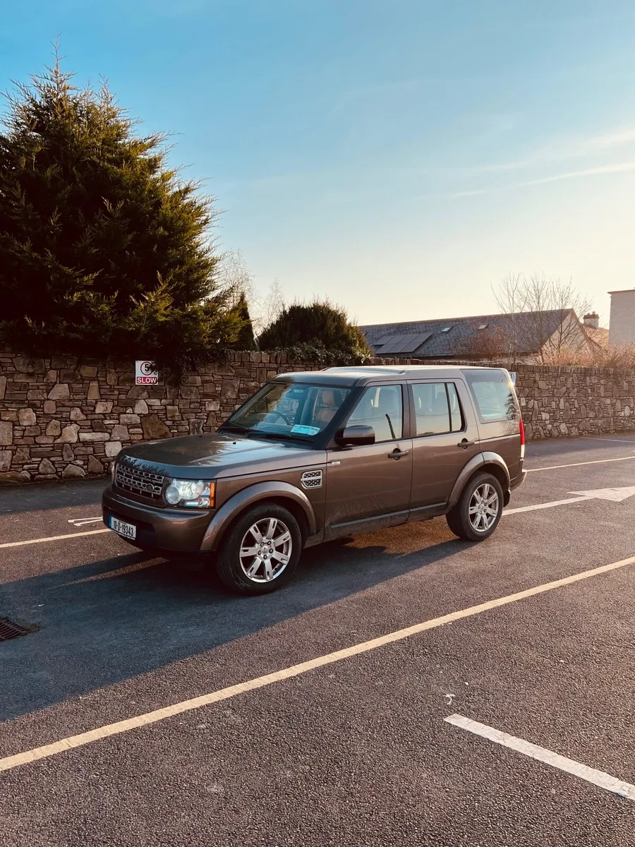 Land Rover Discovery 2010 - Image 1