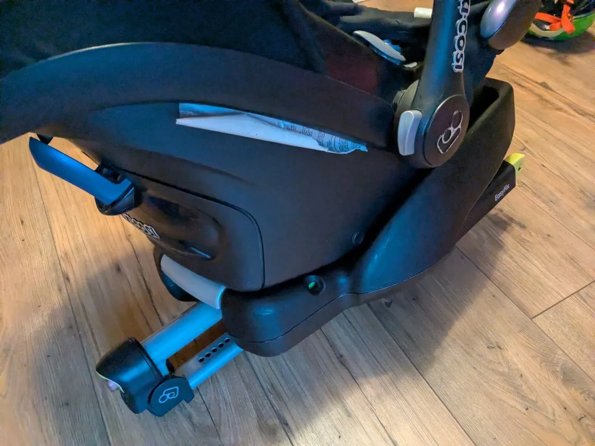 Baby Car seat - Image 3