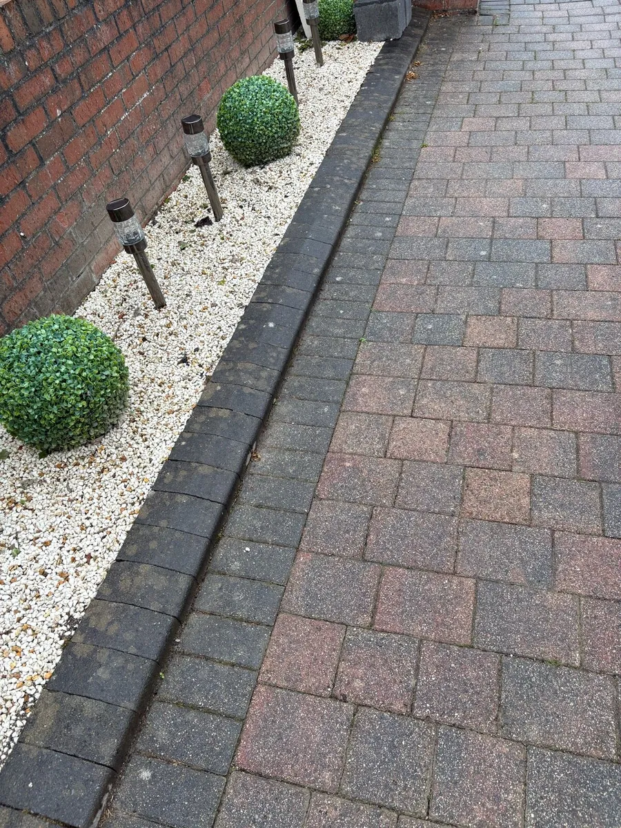 Stone kerb set - Image 1