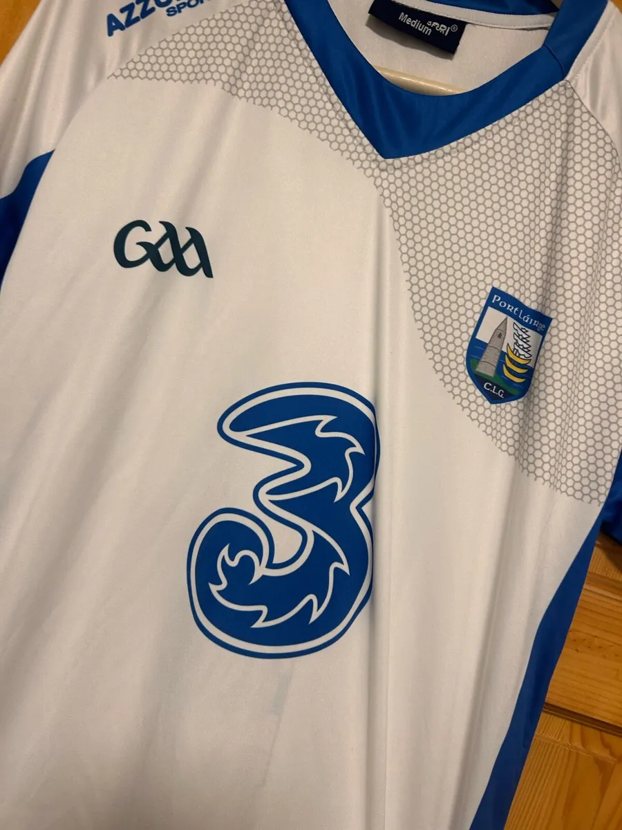 2016/17 Waterford GAA Jersey - Image 2