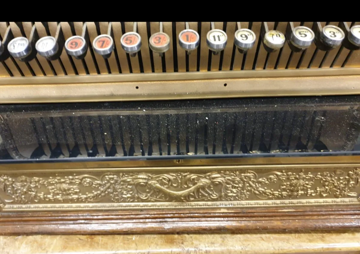 Vintage cash register - Image 2