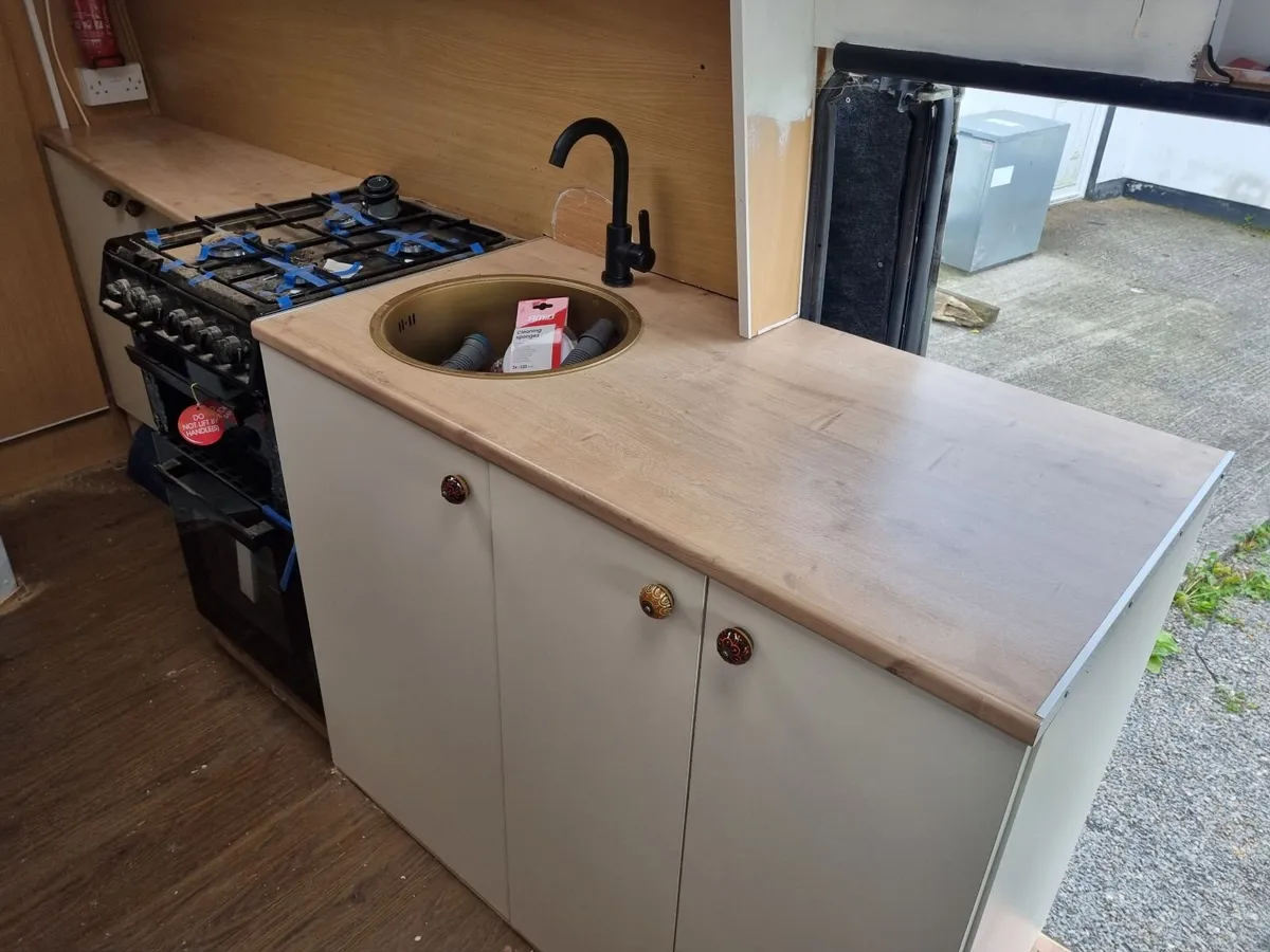 Carpenter - Image 2