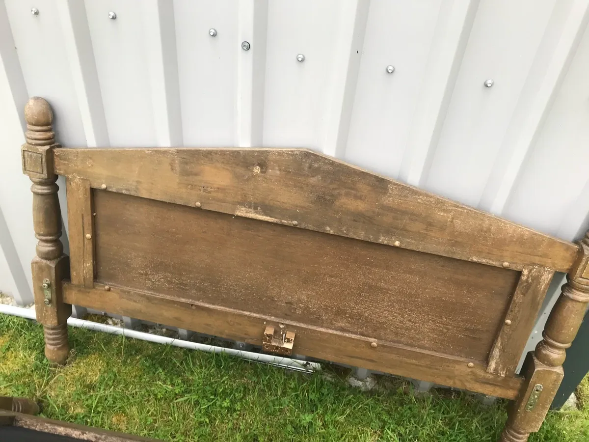 Free headboard - Image 2