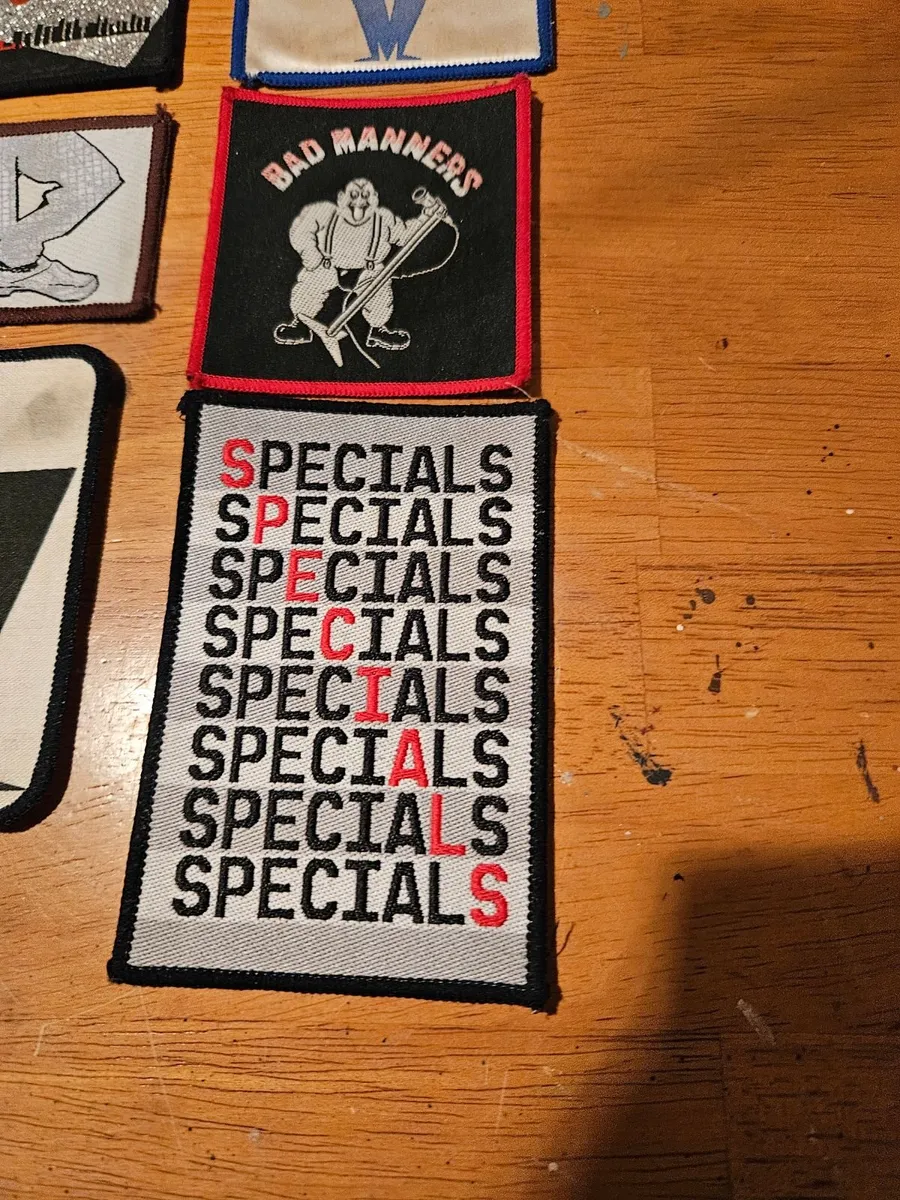 Vintage Badges Madness Police Specials - Image 3