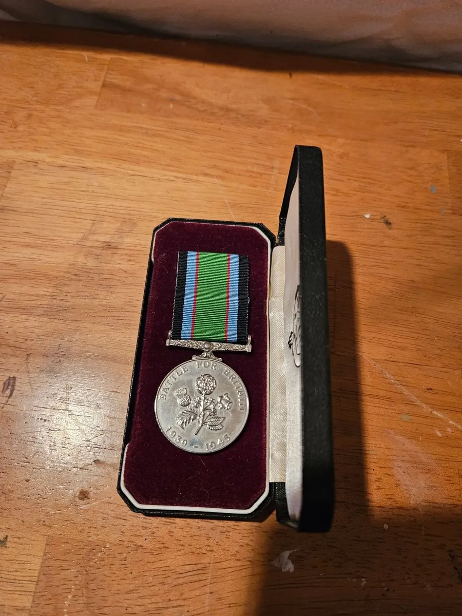 Commerative Battle of Britain Medal - Image 1