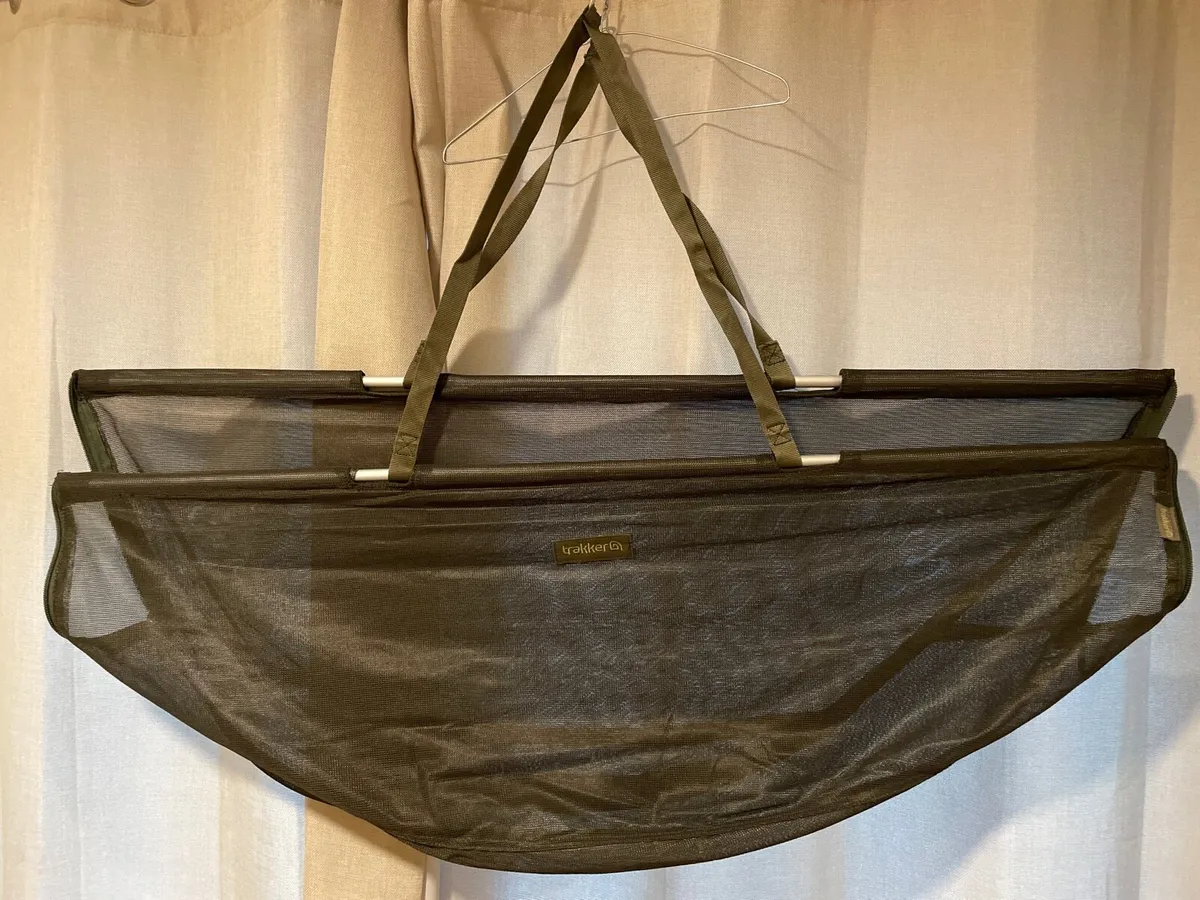 Trakker Sanctuary XL Safety Weigh Sling - Image 1