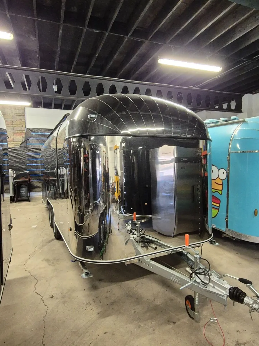 Food trailer- BRAND NEW - Image 3