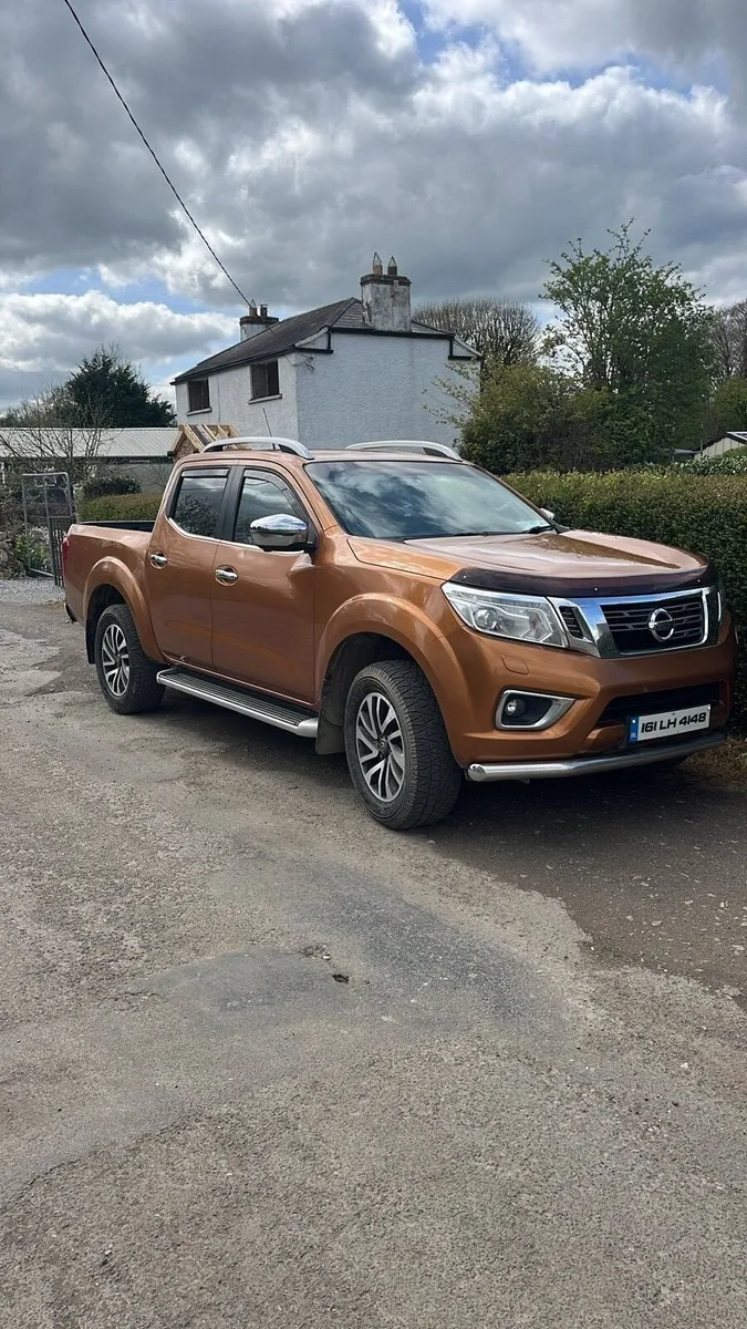 Nissan Navara 2.3 auto good spec sat nav / leather - Image 1