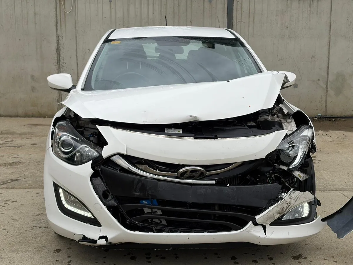 2013 Hyundai i30 parts - Image 1