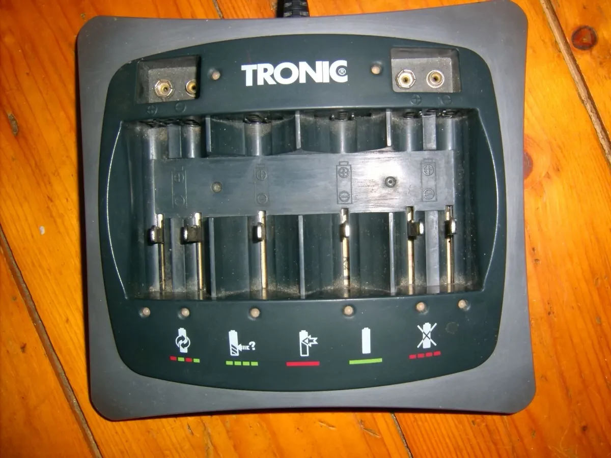 TRONIC charger - Image 3