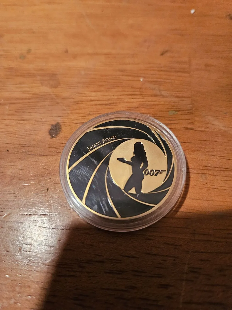 James Bond Coin - Image 2