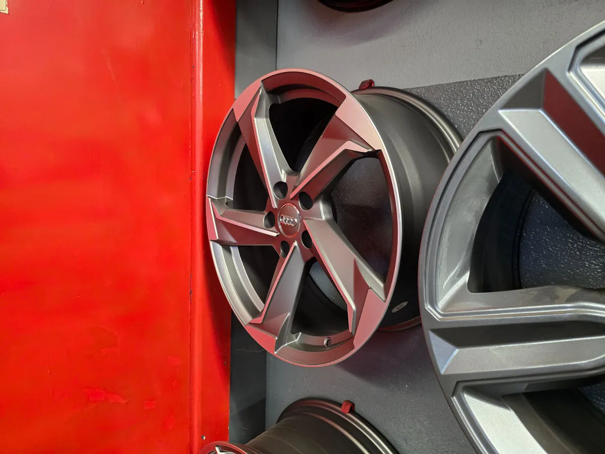 **Special** 18" Audi TTRS Twists