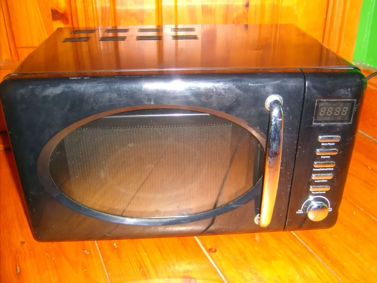 microwave - Image 1