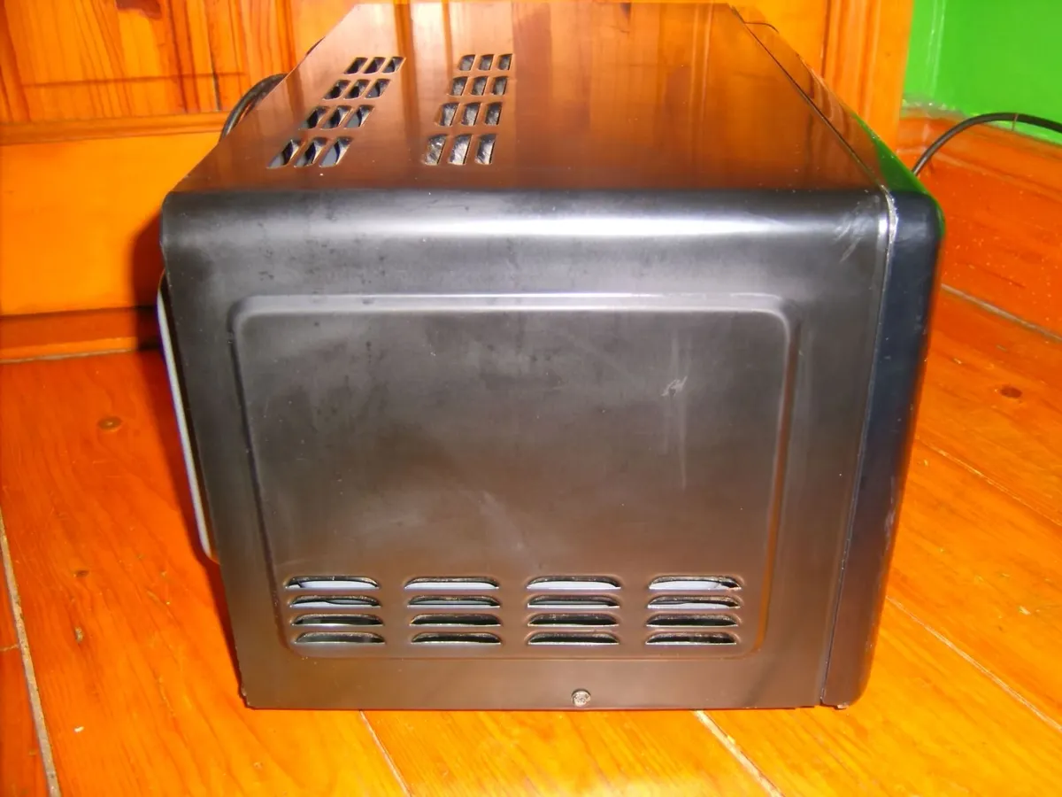 microwave - Image 2