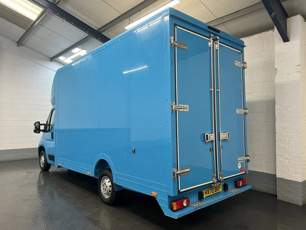 2022 Peugeot Boxer Low Loader Van - Image 4
