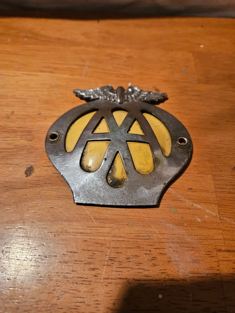 Vintage AA Car Badge - Image 1