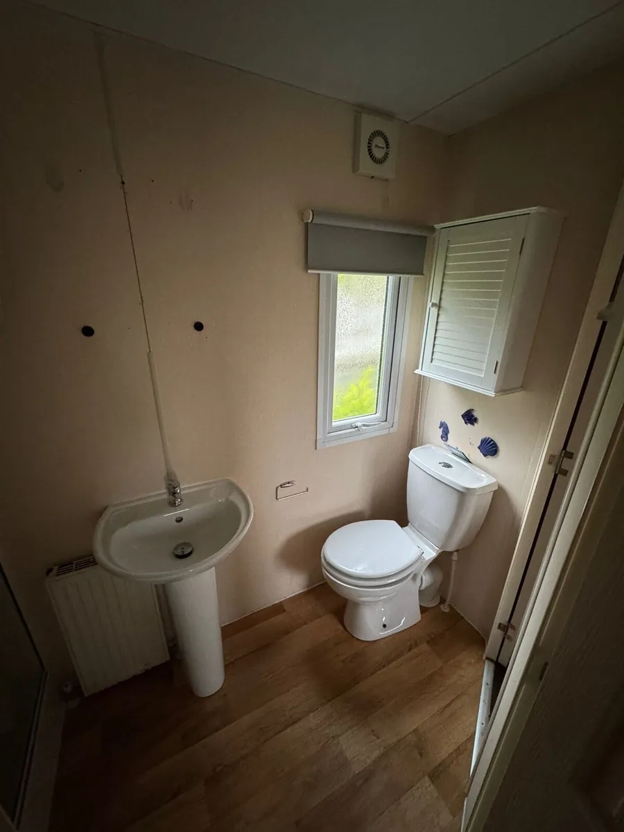 2 bedroom mobile home - Image 4