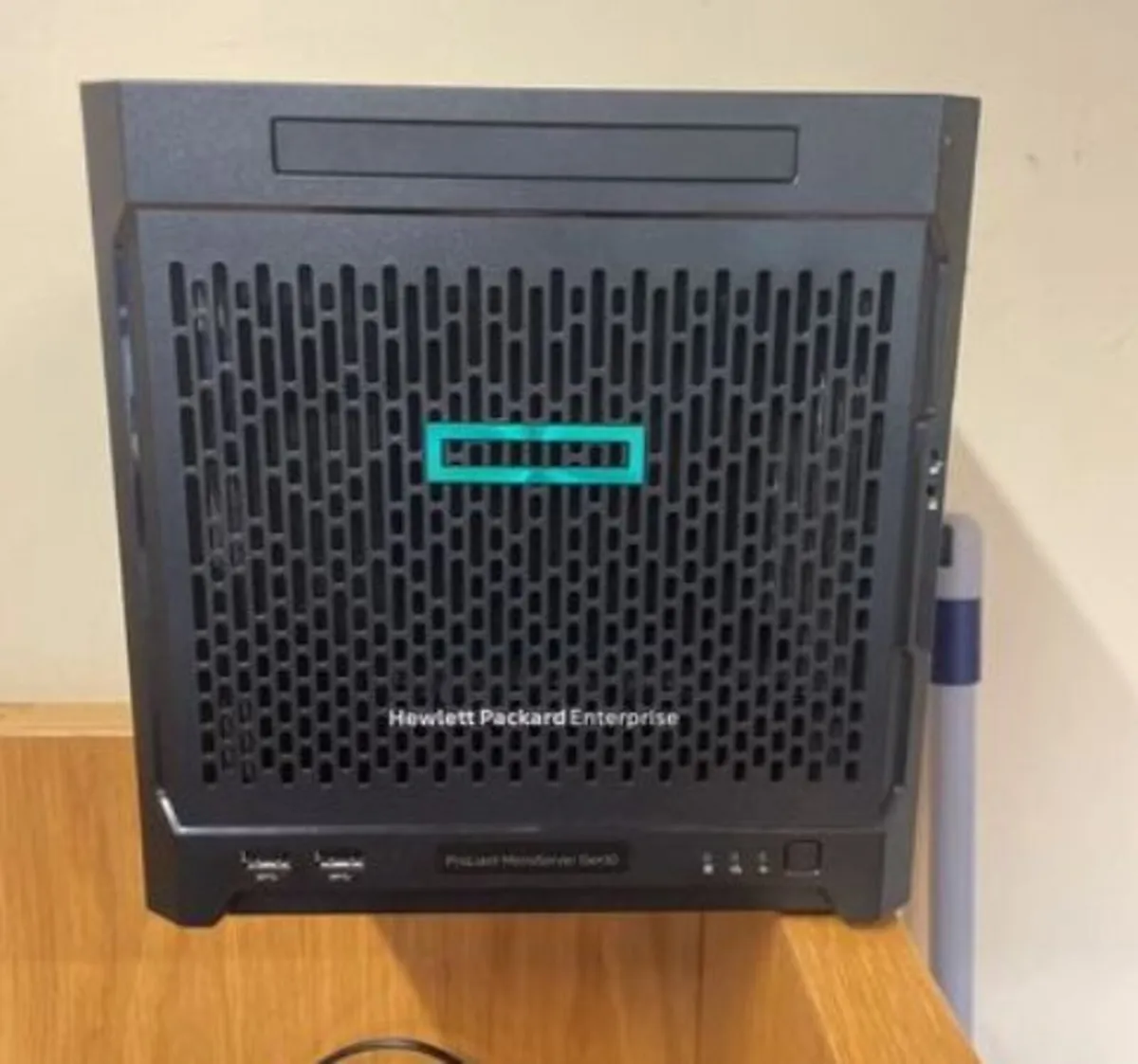 HP ProLiant MicroServer Gen10 - Image 1