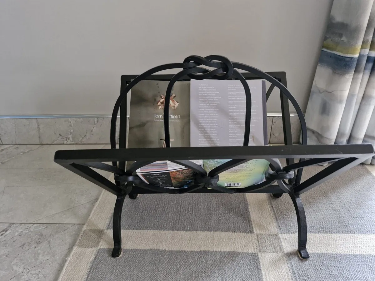 Hand crafted magazine / wood rack (iron) - Image 2