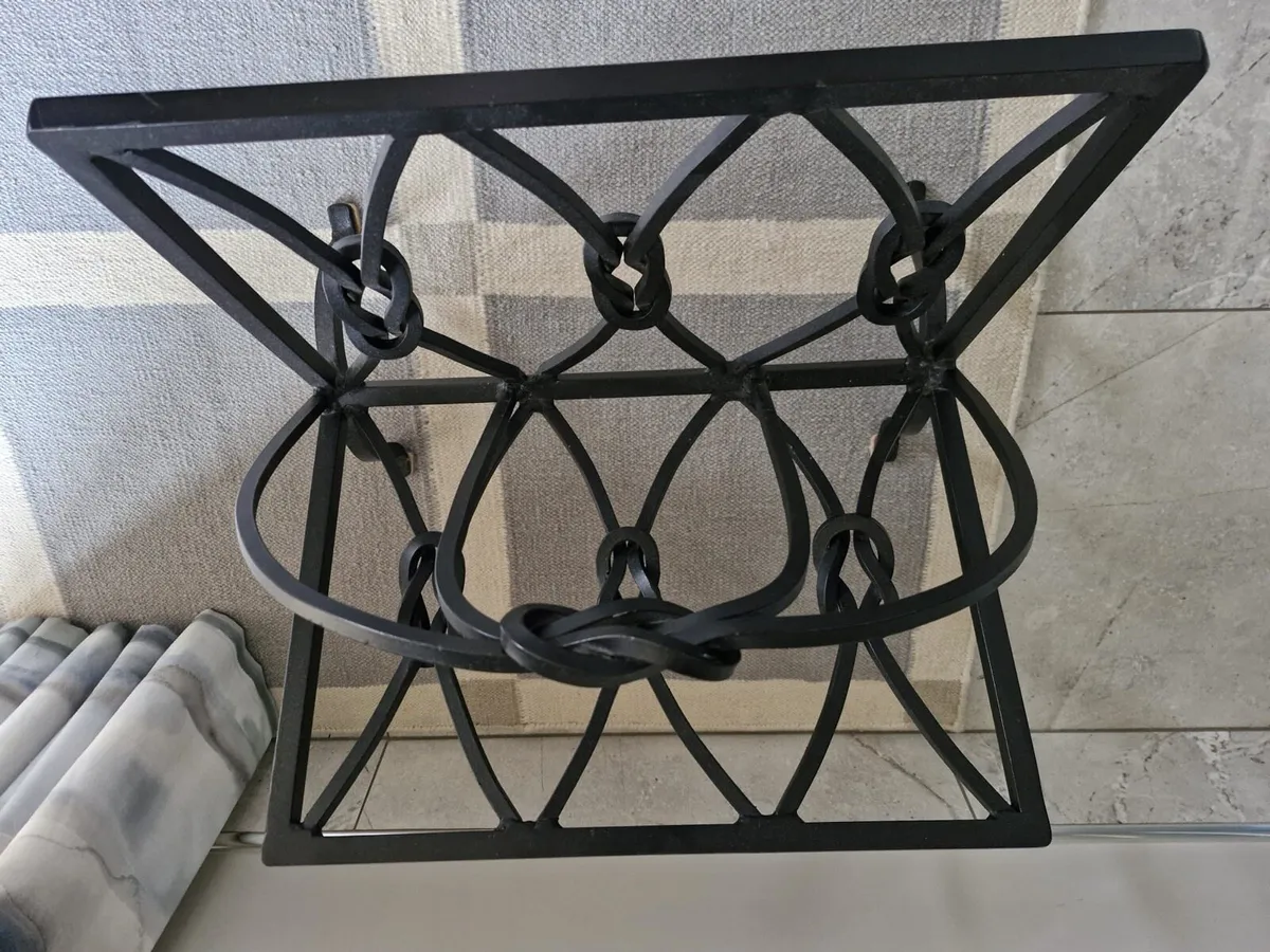 Hand crafted magazine / wood rack (iron) - Image 4