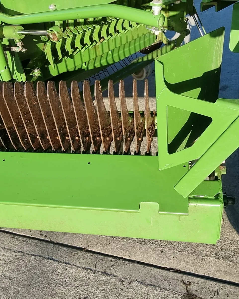 Krone Wagon AX310 - Image 2
