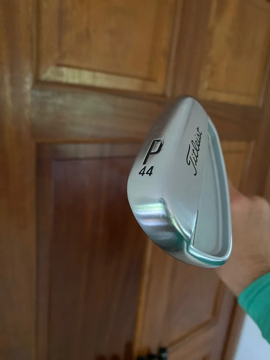 Titleist T150  irons 4/6/7/8/9/PW  Project Stiff - Image 3