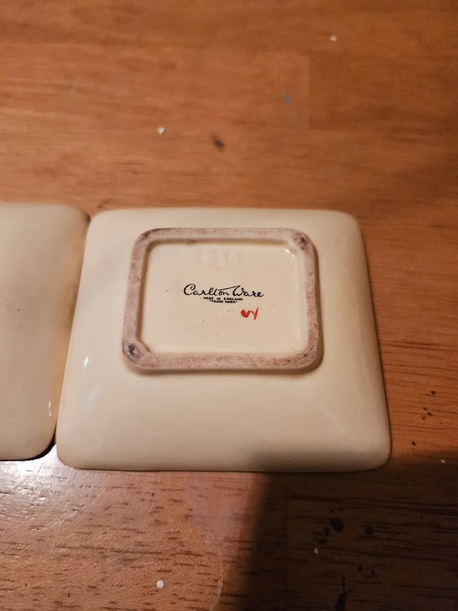 Vintage Carltonware Dishes - Image 4