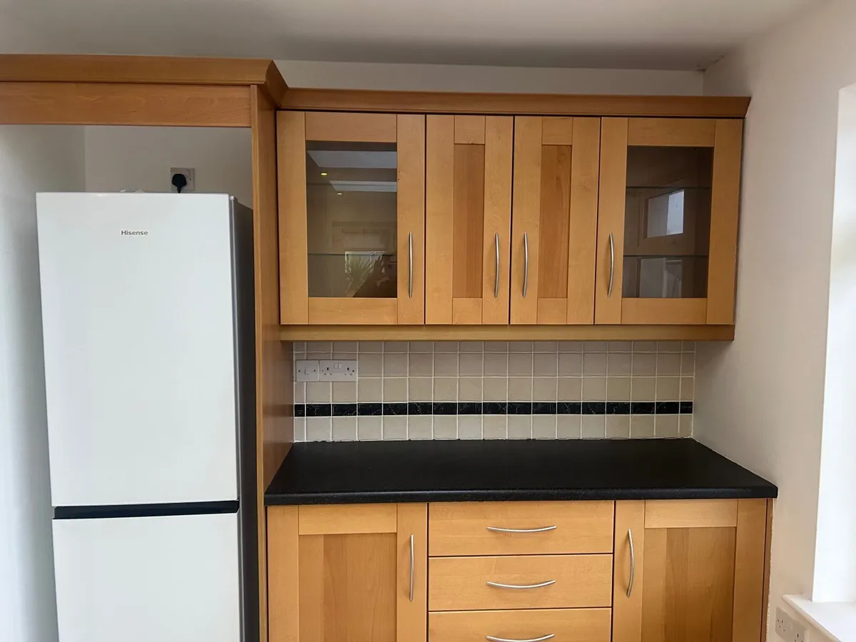 Dresser Unit - Image 2