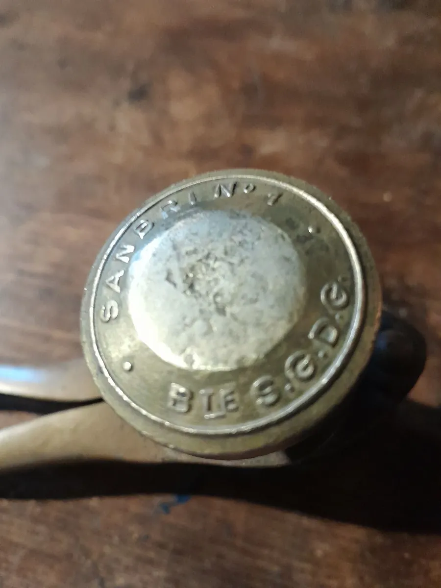 Two vintage wine bottle corkers - Image 3