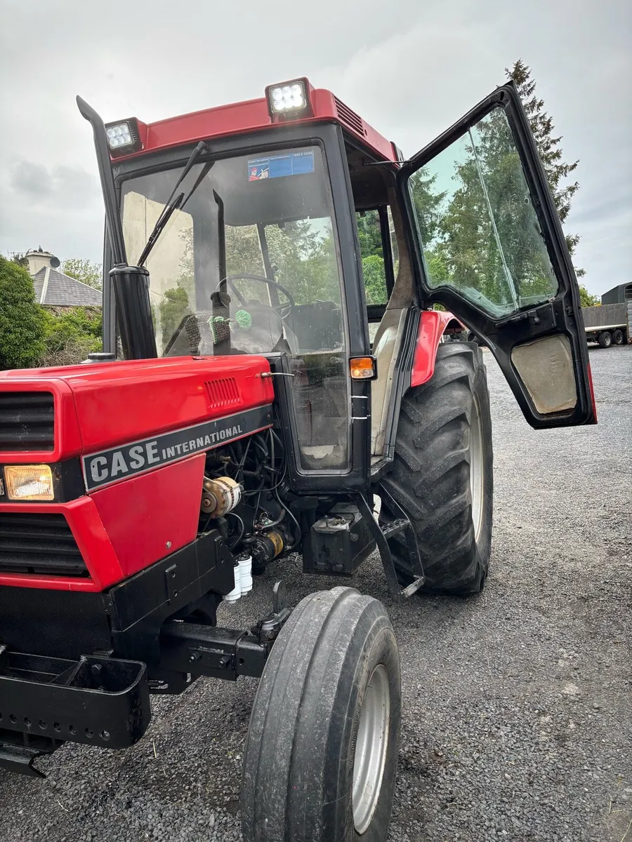 CaseIH 885XL - Image 4