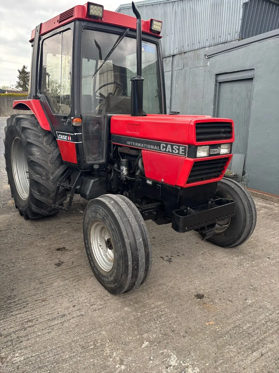 CaseIH 885XL - Image 1
