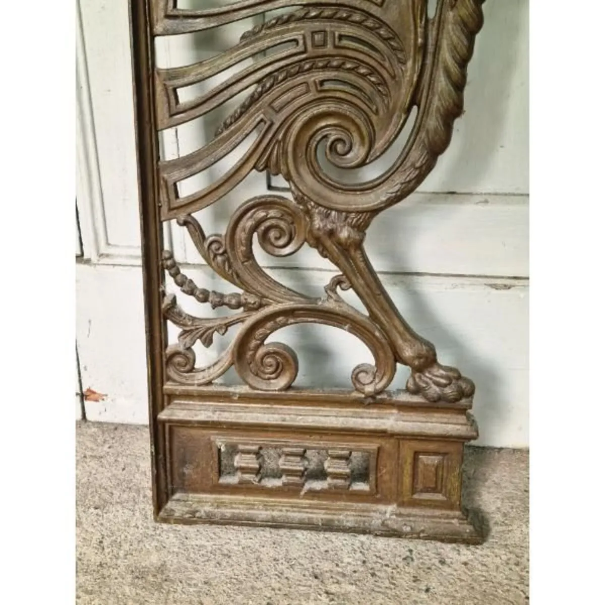 Victorian style Cast Iron Brackets Pair KAS1227 - Image 4