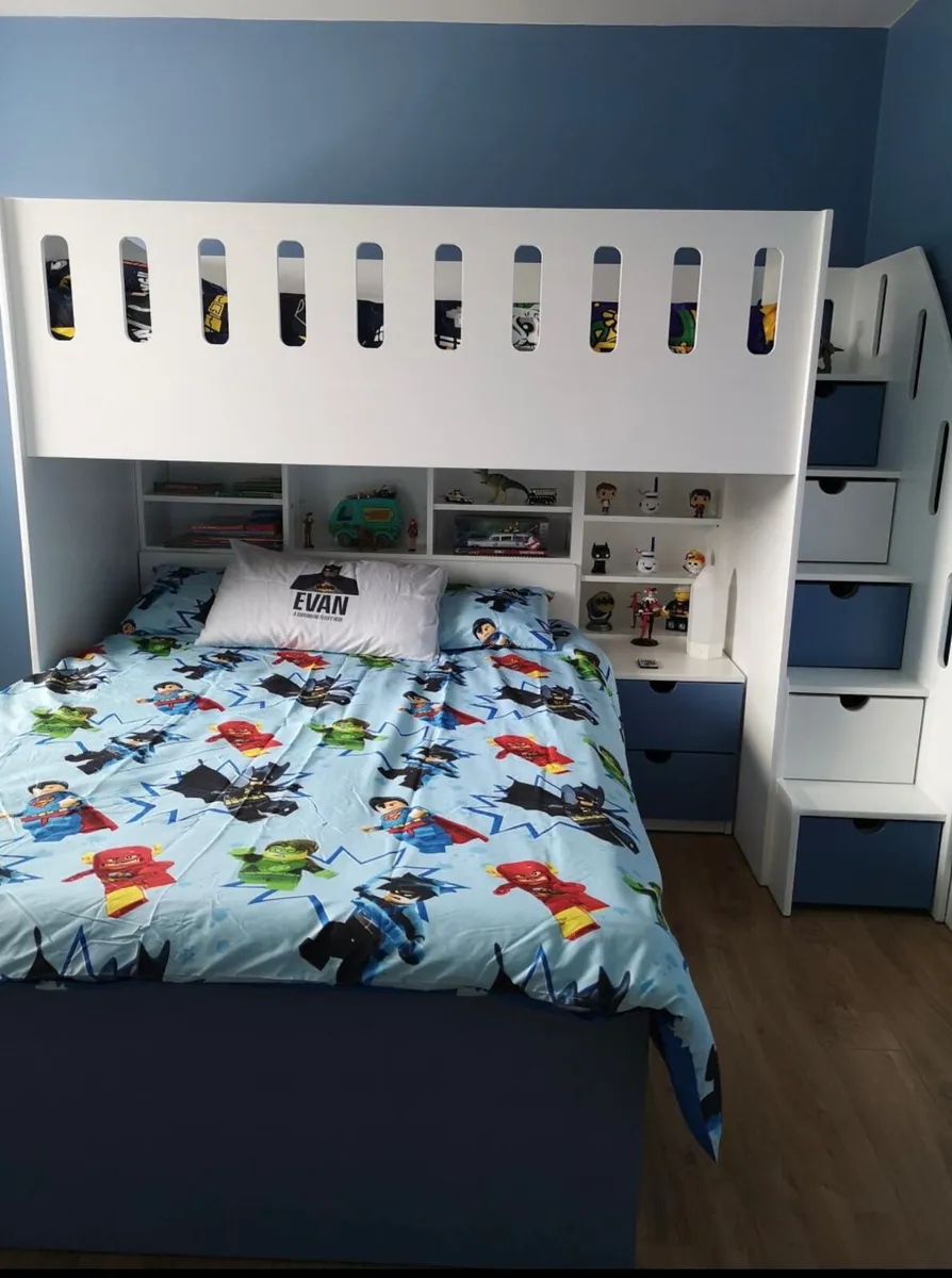 Bunk beds - Image 1