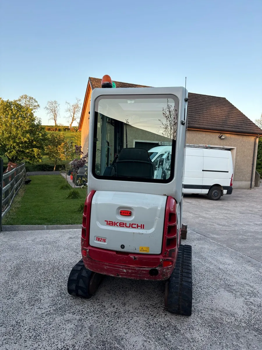 Takeuchi TB216 - Image 4