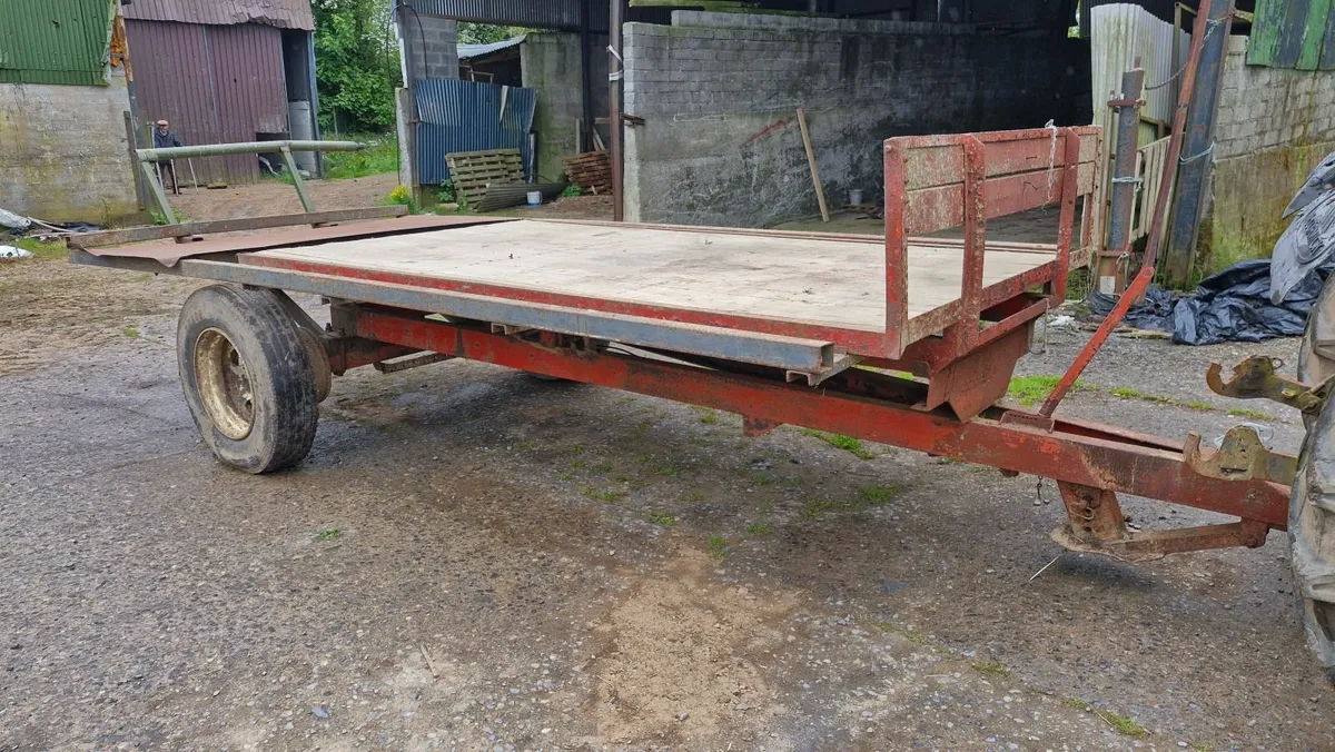Lee Trailer - Image 1