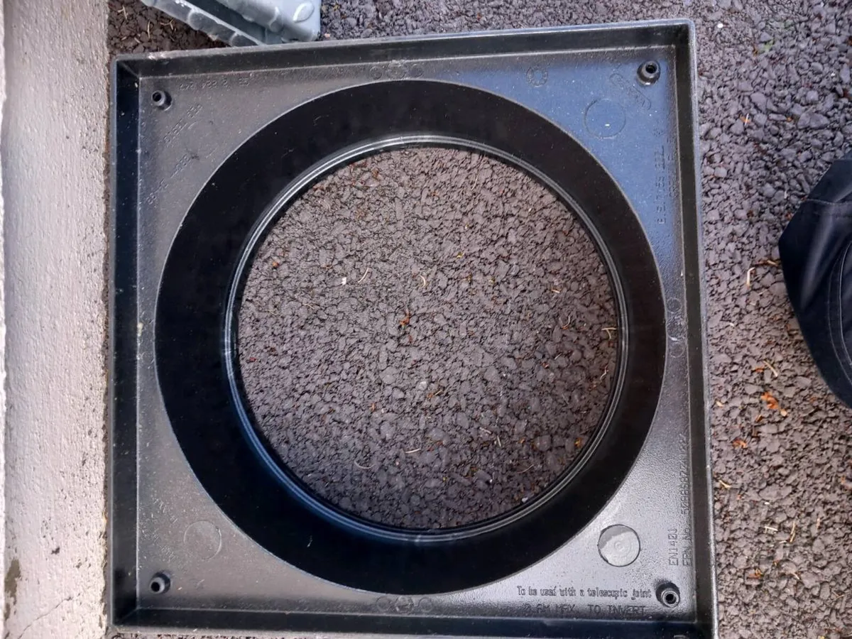 Manhole covers & frames. - Image 3