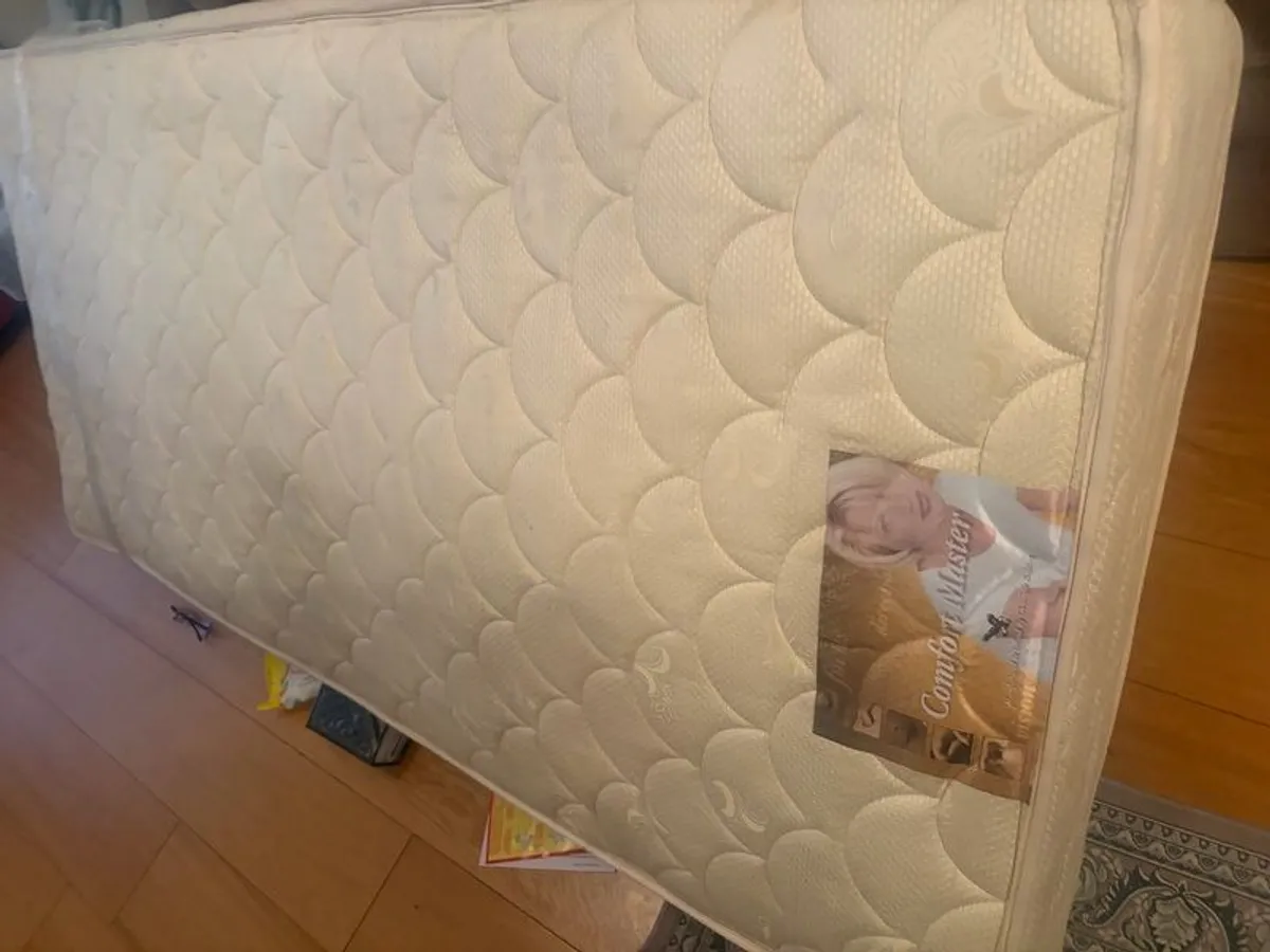 3x Mattress - Image 3