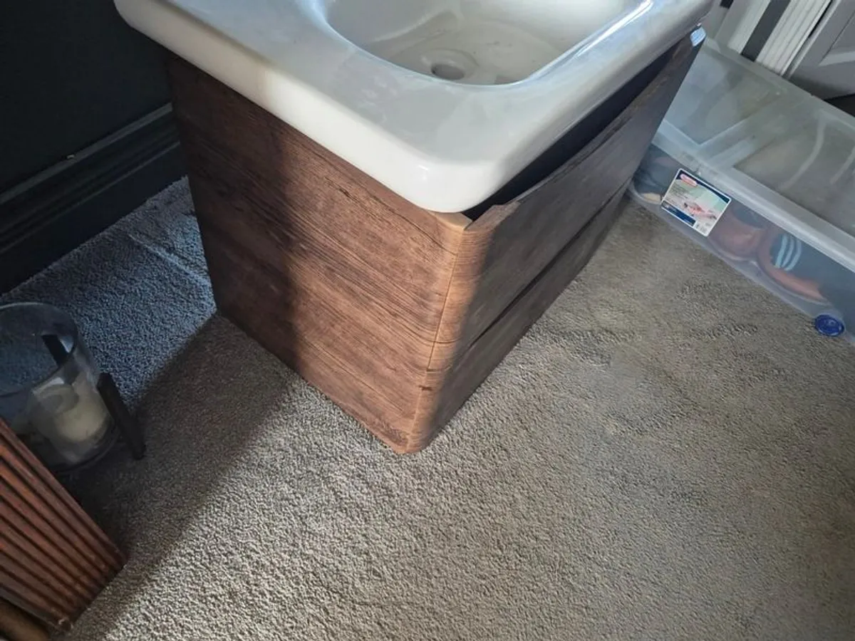 Bathroom Vanity - Image 3