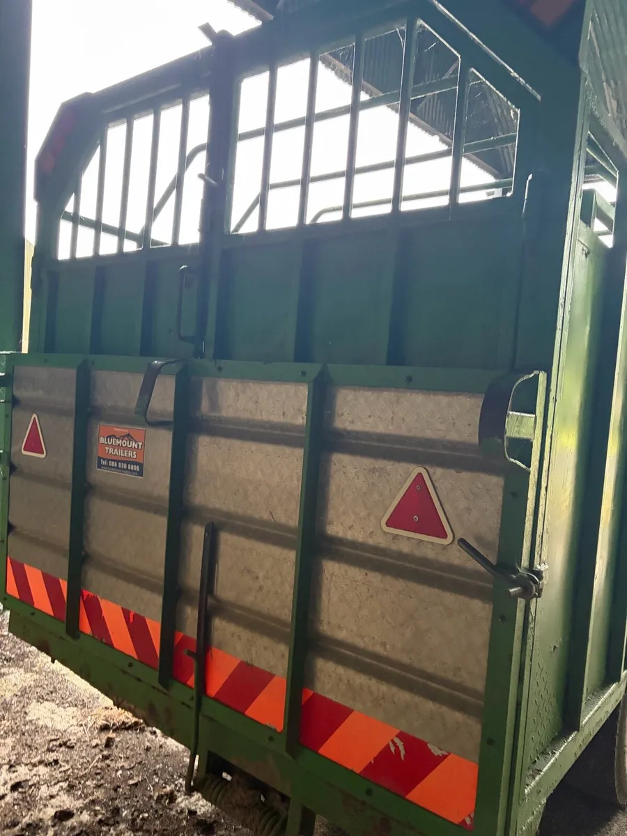 Cattle trailer - Image 2