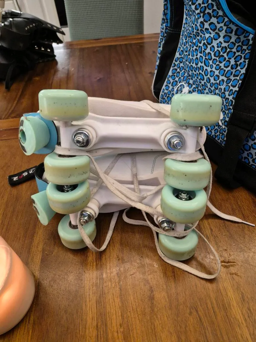 Roller skates - Image 3