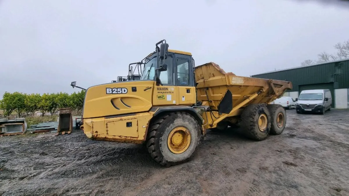 Bell b25d dumptruck - Image 1