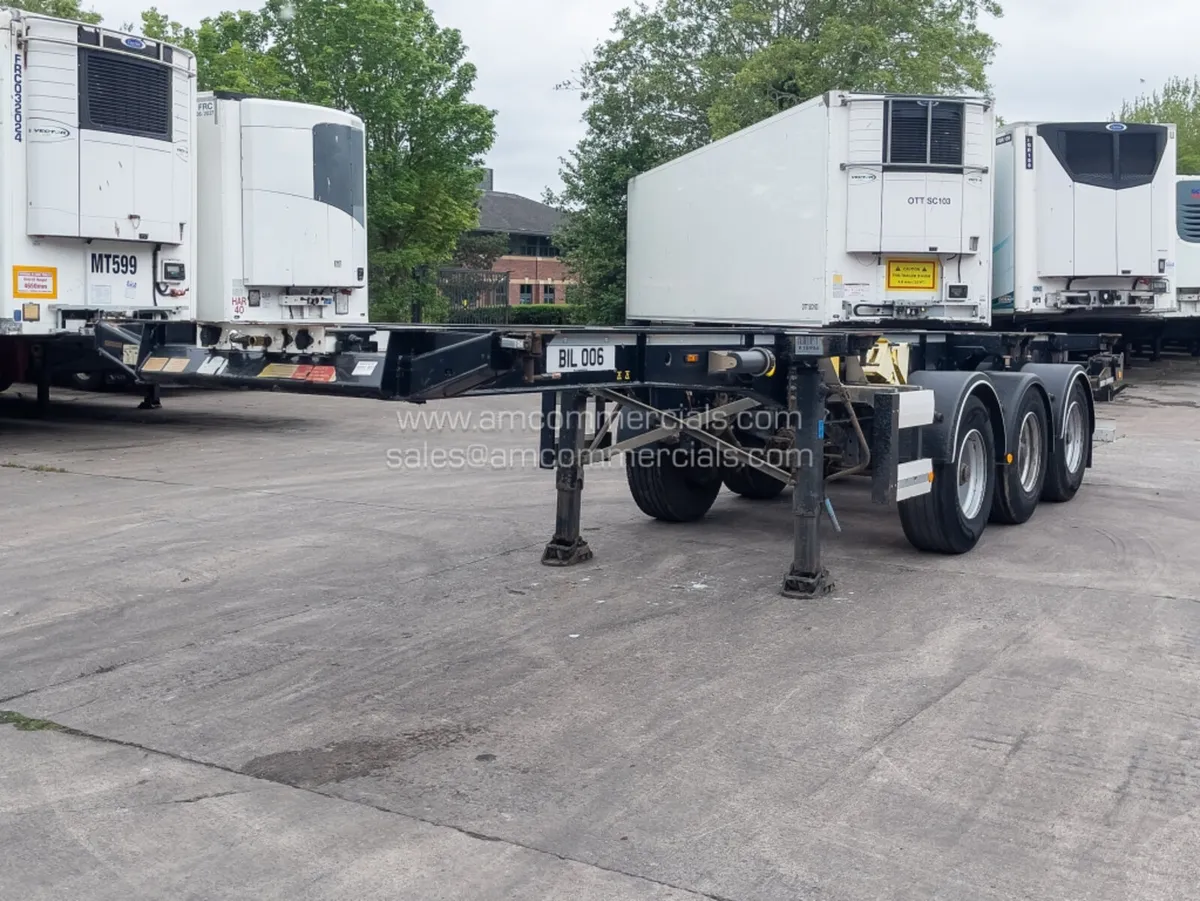 2017 KRONE SLIDING SKELETAL TRAILER - Image 3
