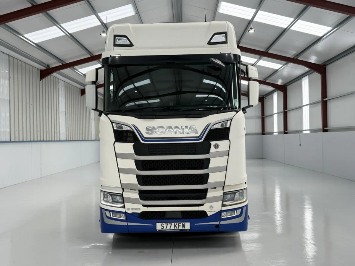 2018 SCANIA S520 HIGH SLEEPER CAB - Image 2