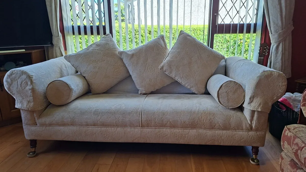 Sofa - Image 3