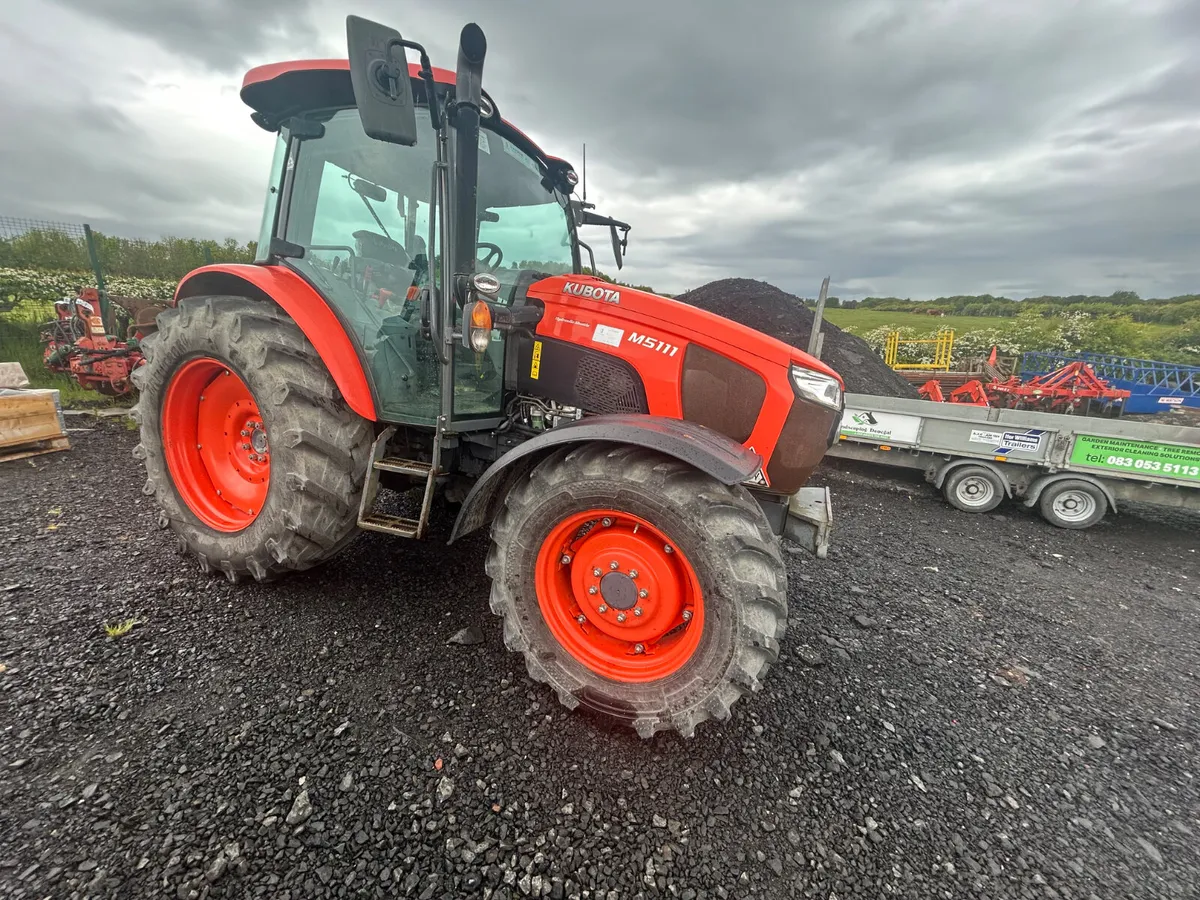 2021 Kubota M5111 - Image 2
