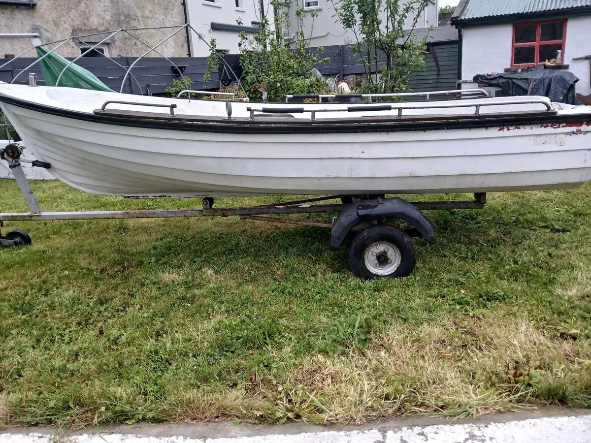 Boat - Image 1