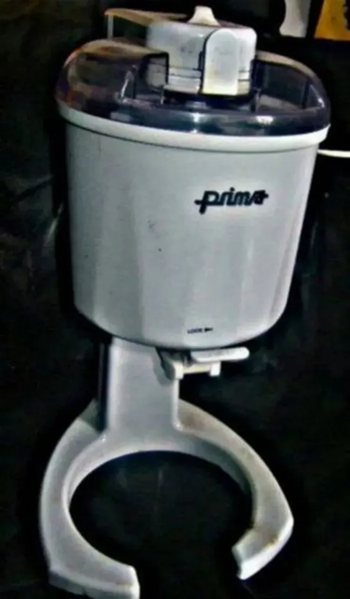 Brand New and Perfect Soft Ice Cream Machine - Image 2
