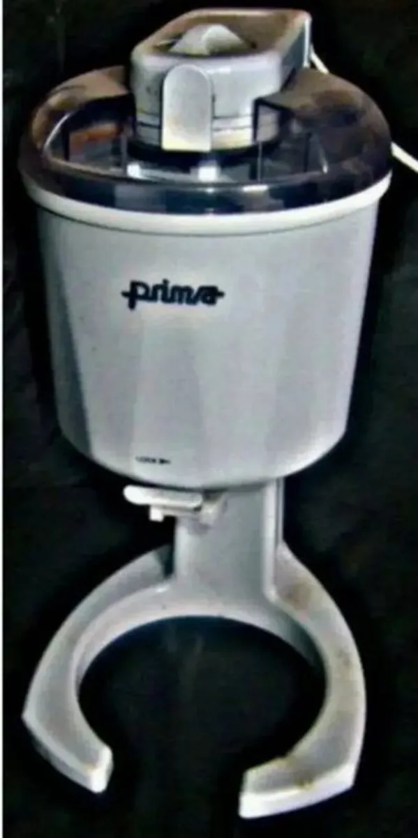 Brand New and Perfect Soft Ice Cream Machine - Image 4